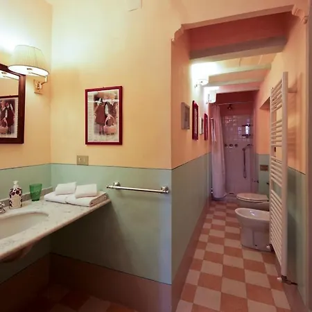 - Classic Tornabuoni Florence